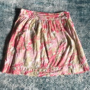 Ann Taylor Loft floral skirt size 8. 100% cotton.